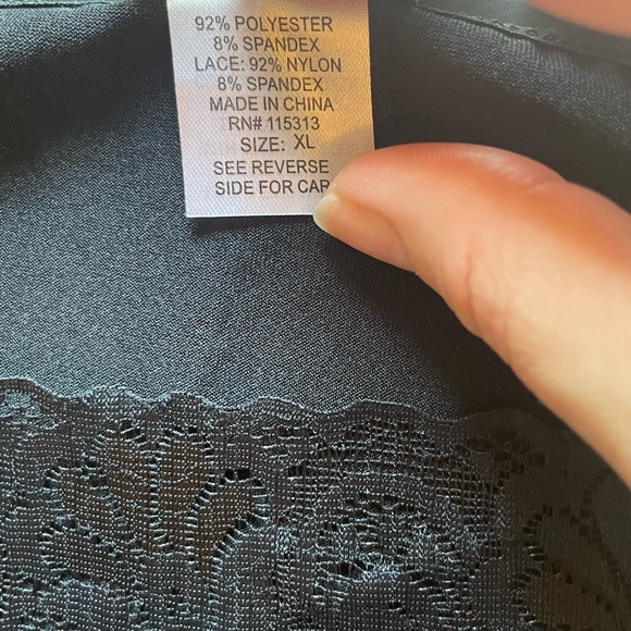 Black Lace Camisole - Picture 4 of 4